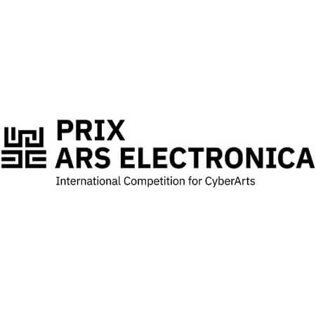 FSF galardonada con el premio Prix Ars Electronica 2005 – Pablo Machón recibe el premio en su nombre